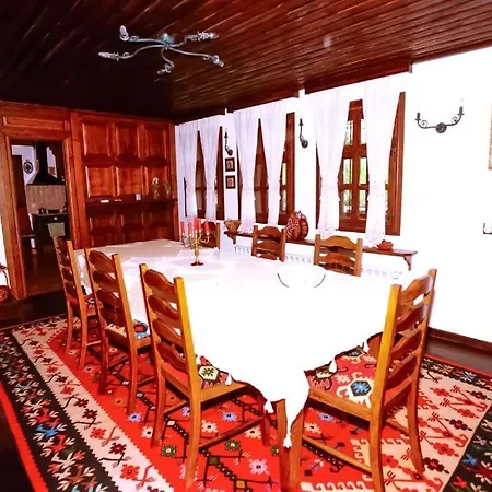 Villa Къща За Гости- Шарлопова Bozhentsi