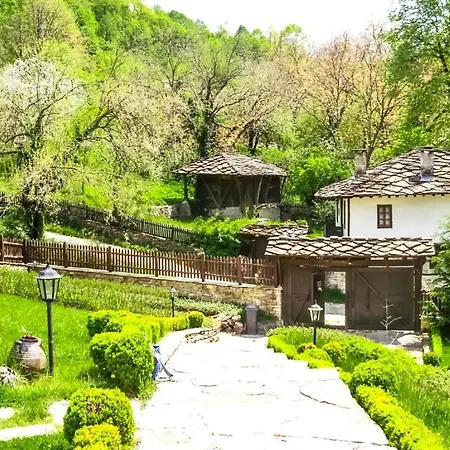 Къща За Гости- Шарлопова Villa *