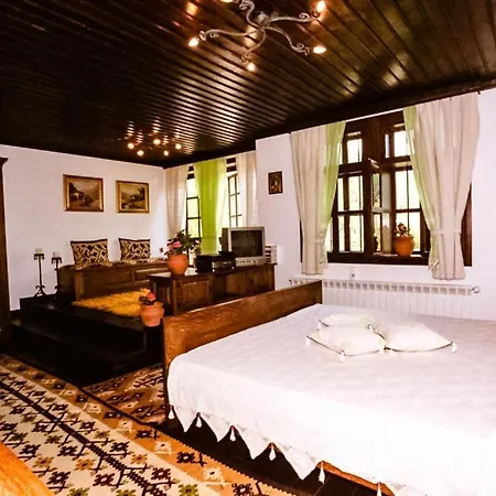 Villa Къща За Гости- Шарлопова