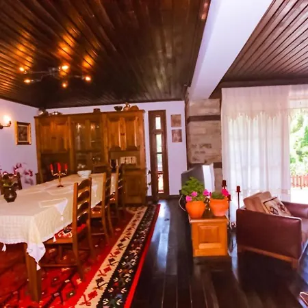 Къща За Гости- Шарлопова Villa