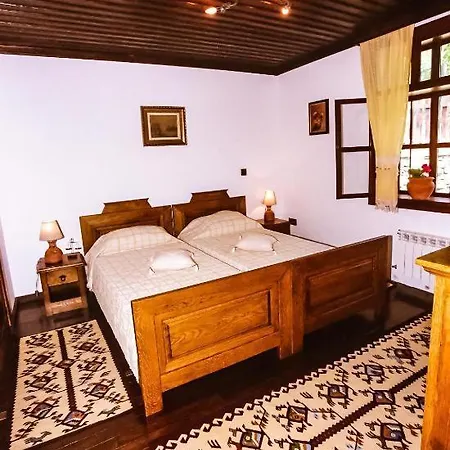Къща За Гости- Шарлопова Villa *